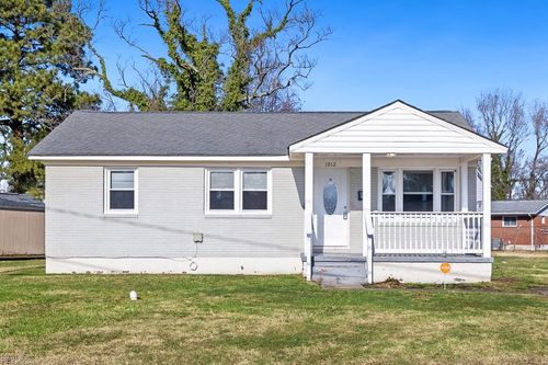 1012 Basie Cres, Portsmouth, VA, 23701-3930 | Card Image