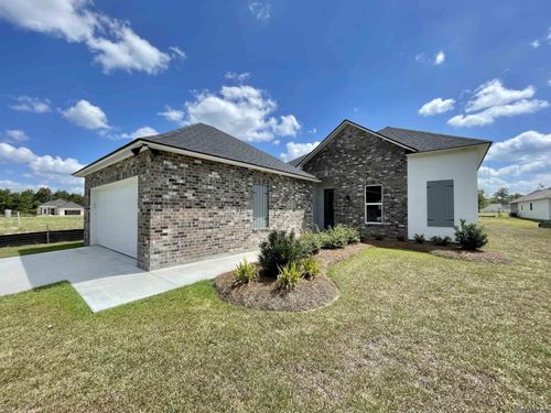 22846 Balsom Dr, Denham Springs, LA, 70726 | Card Image