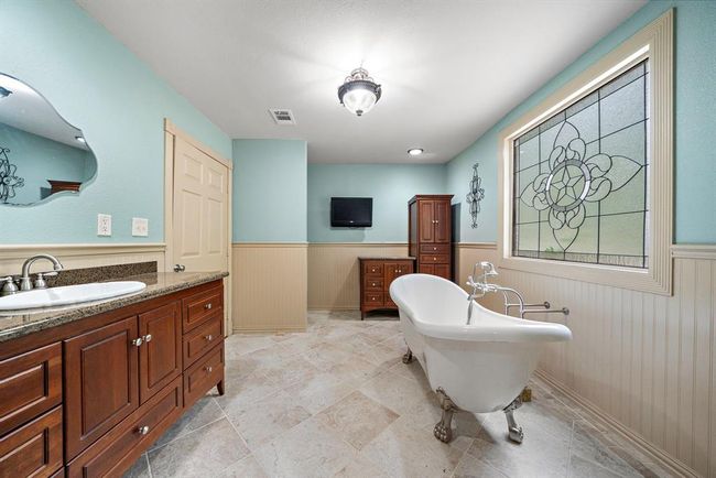 638 W Lakeview Dr, House other with 2 bedrooms, 2 bathrooms and null parking in Trinity TX | Image 14