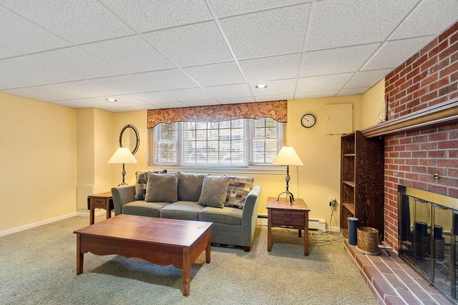 31 Biscayne Pkwy, House other with 3 bedrooms, 3 bathrooms and null parking in Nashua NH | Image 8