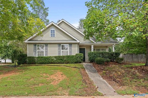 300 Sweetwood Ln, Madison, AL, 35758-6638 | Card Image