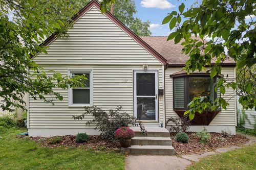 3117 Nevada Ave S, Saint Louis Park, MN, 55426-3218 | Card Image
