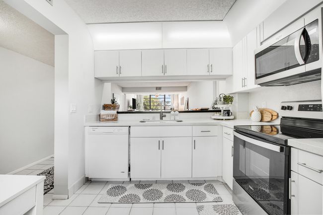 APT-206 - 4191 Cypress Reach Ct, Condo with 2 bedrooms, 2 bathrooms and null parking in Pompano Beach FL | Image 15