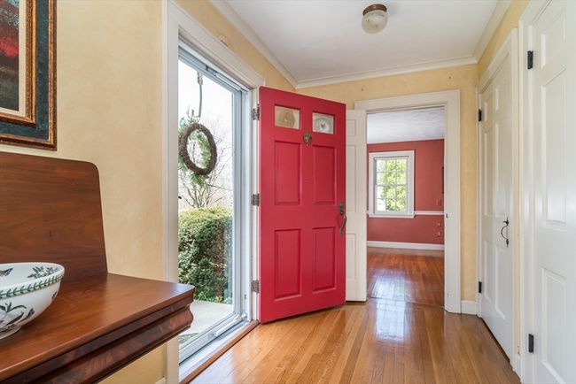431 Clapboardtree St, House other with 4 bedrooms, 3 bathrooms and 6 parking in Westwood MA | Image 5