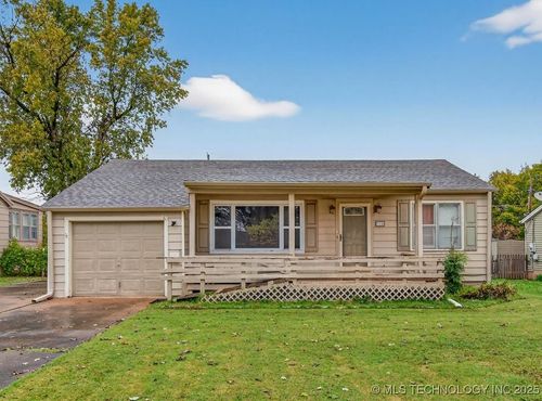 714 W Shawnee Ave, Nowata, OK, 74048-2552 | Card Image