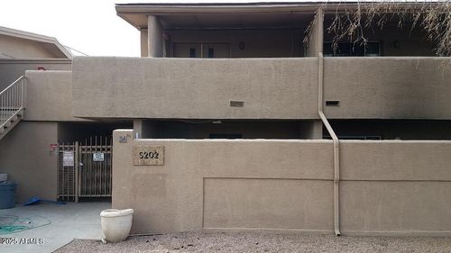 54-810 E Colter St, Phoenix, AZ, 85014-3135 | Card Image