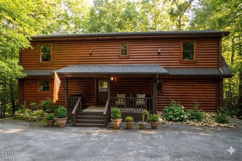 1903 Waters End Rd, Walland, TN, 37886-3208 | Card Image