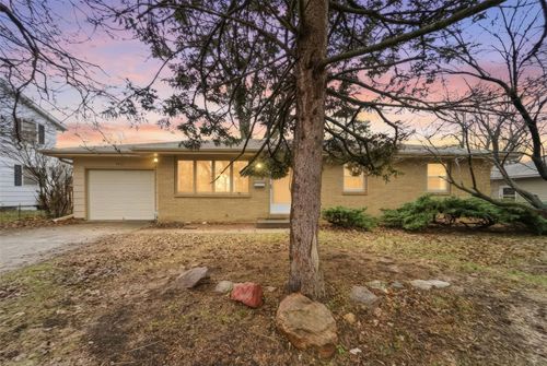 1301 Sw Kenworthy Dr, Ankeny, IA, 50023-2733 | Card Image