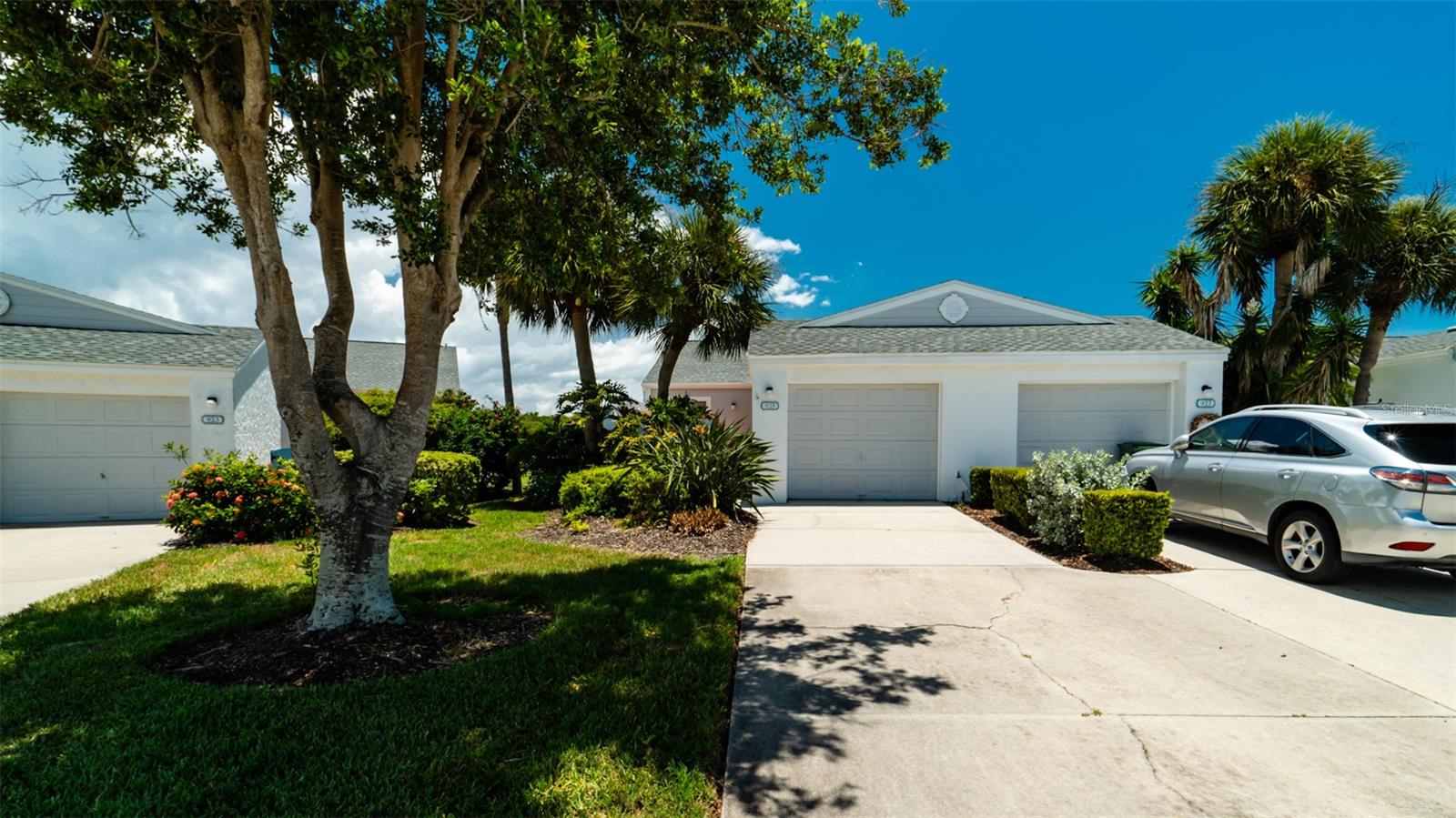 Waterside Ln, Bradenton, FL 34209
