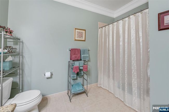 7108 Ravenscroft Rd, Condo with 2 bedrooms, 2 bathrooms and null parking in Clifton NJ | Image 22