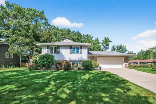848 Sunrise Ave, Stillwater, MN, 55082-5433 | Card Image