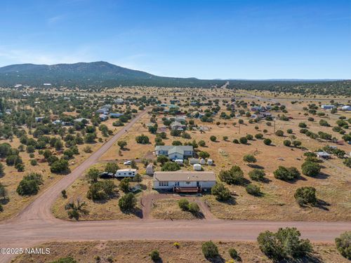 973 E Alimos Way, Williams, AZ, 86046-9748 | Card Image