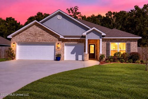 5000 Sand Dollar Dr, Long Beach, MS, 39560-4661 | Card Image