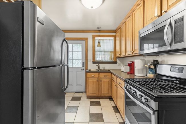 1029 Pennsylvania Ave, House other with 2 bedrooms, 1 bathrooms and 1 parking in Clairton PA | Image 9