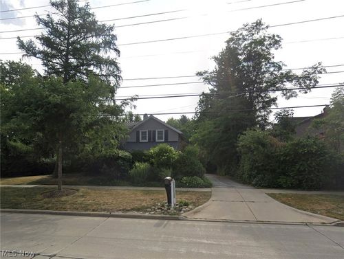 2389 Richmond Road, Beachwood, OH, 44122 | Card Image