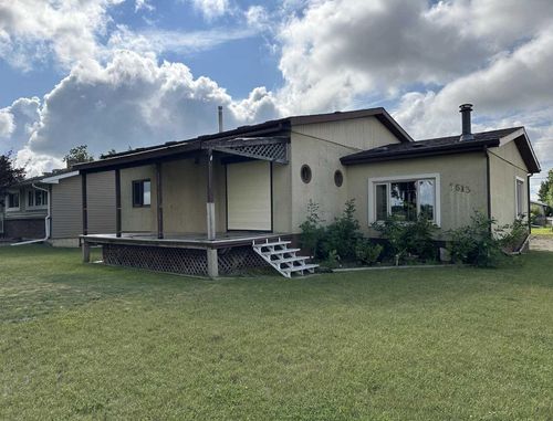 5613 48 Ave, Ponoka, AB, T4J1K2 | Card Image