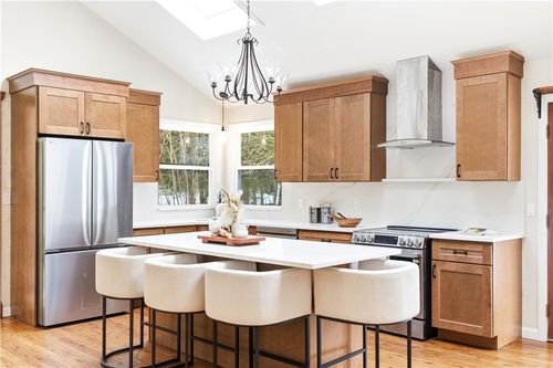 4115 S County Trl, Charlestown, RI, 02813-3847 | Card Image