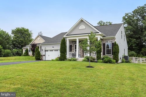 26798 Barnsley Pl, CHANTILLY, VA, 20152-6456 | Card Image