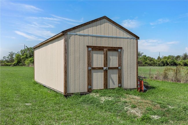 917 Farney Rd, House other with 3 bedrooms, 2 bathrooms and 2 parking in Lorena TX | Image 36