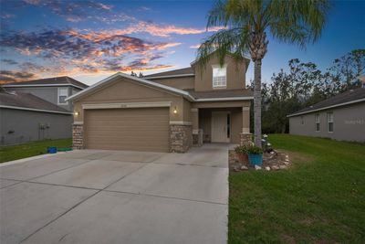 12534 Chenwood Avenue, House other with 5 bedrooms, 2 bathrooms and null parking in Hudson FL | Image 2