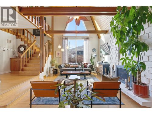 1756 Clifford Ave, Kamloops, BC, V2B4G6 | Card Image