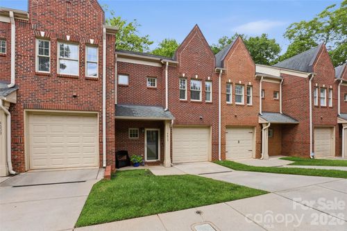 4613 Dabney Vigor Dr, Charlotte, NC, 28209-2839 | Card Image