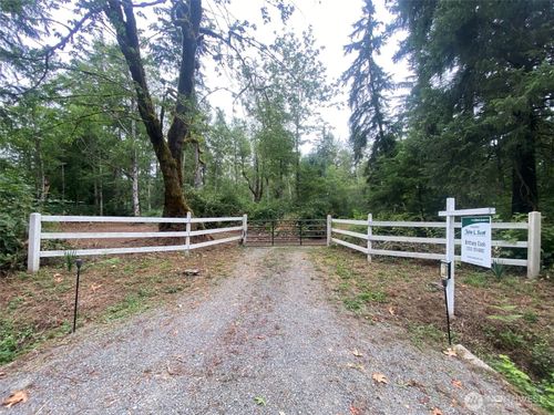 28618 Se 434th St, Enumclaw, WA, 98022-9214 | Card Image