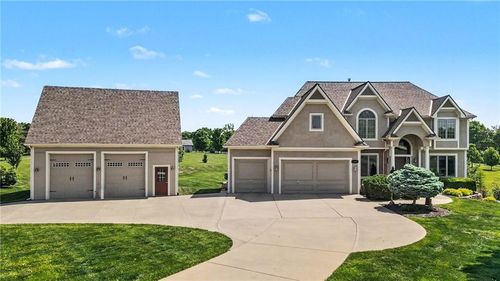 25162 176th St, Leavenworth, KS, 66048-8701 | Card Image