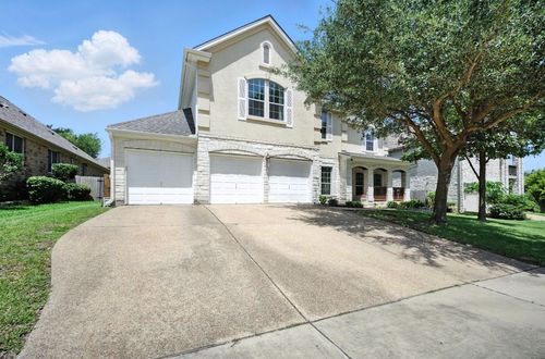 1208 Pine Forest Cir, Round Rock, TX, 78665-5648 | Card Image