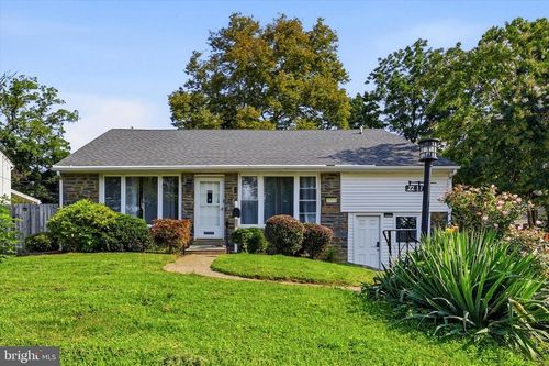 2211 Rhonda Rd, BROOMALL, PA, 19008-3322 | Card Image