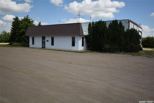 130 2 Ave, Meacham, SK, S0K1B0 | Card Image