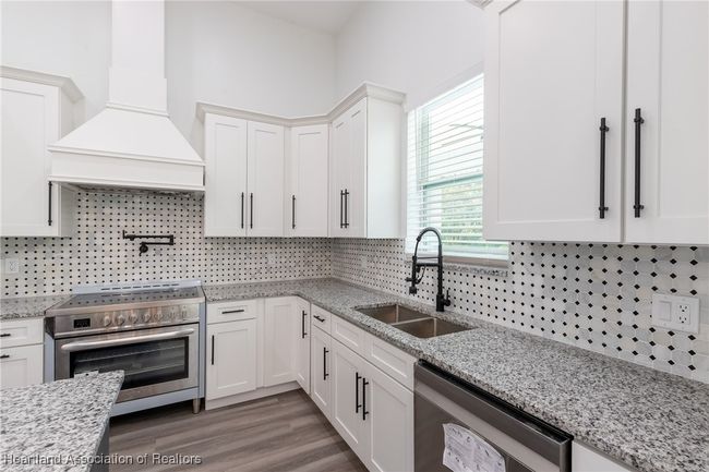 9816 S Orange Blossom Blvd, House other with 3 bedrooms, 2 bathrooms and null parking in Sebring FL | Image 16