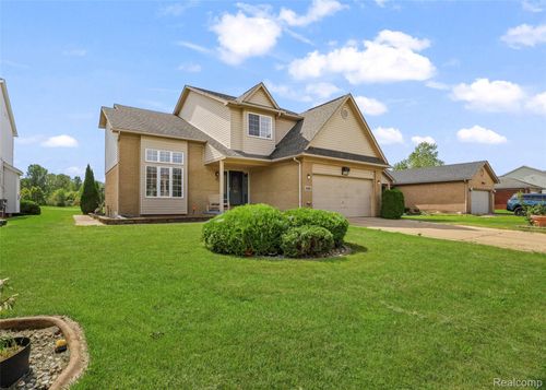 33395 Sand Piper Dr, Romulus, MI, 48174-6315 | Card Image