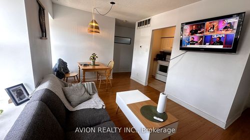 3-1022 Kingston Rd, Toronto, ON, M4E1T4 | Card Image