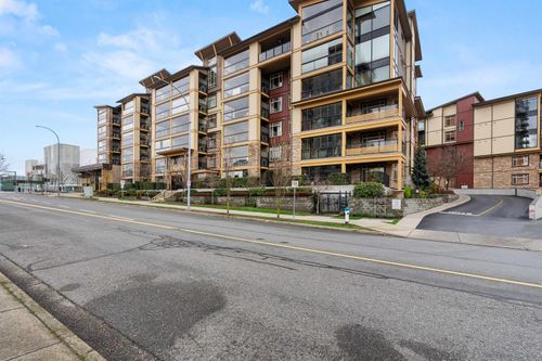 609-2860 Trethewey St, Abbotsford, BC, V2T0G5 | Card Image