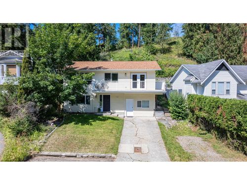 4025 Highland Park Dr, Armstrong, BC, V4Y0K3 | Card Image