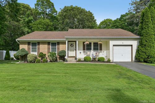 15 Chardonnay Dr, Coram, NY, 11727-2434 | Card Image