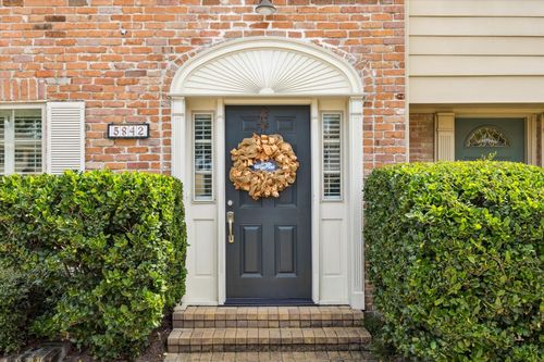 47-5842 Doliver Dr, Houston, TX, 77057-2472 | Card Image