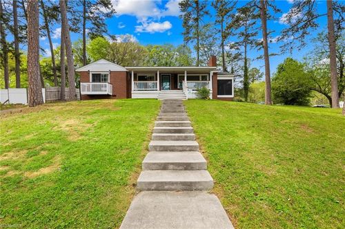 408 Woodsway Dr, Lexington, NC, 27292-4656 | Card Image