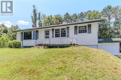 903 River Valley Dr, Grand Bay Westfield, NB, E5K1B7 | Card Image