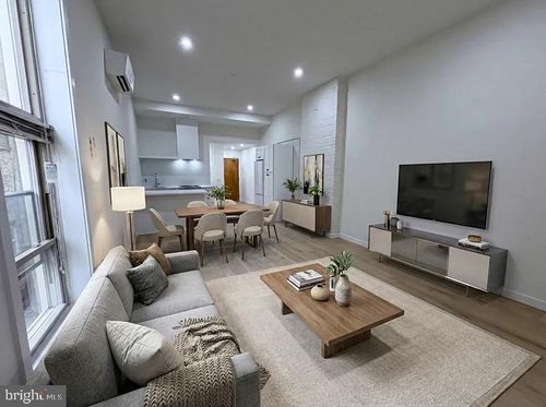 apt-2r-2017 Green St, PHILADELPHIA, PA, 19130-3267 | Card Image