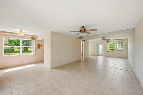 132 Cambridge F, West Palm Beach, FL, 33417-1322 | Card Image
