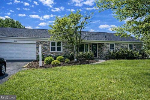 434 E Moyer Rd, POTTSTOWN, PA, 19464-1020 | Card Image