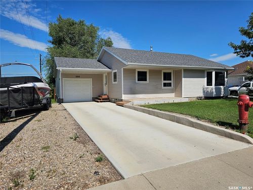 289 4th Ave W, Unity, SK, S0K4L0 | Card Image