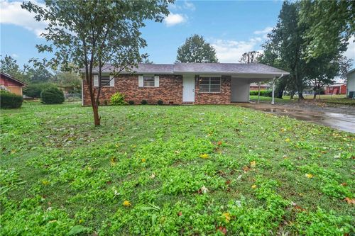 904 4th Ave Sw, Gravette, AR, 72736-9707 | Card Image