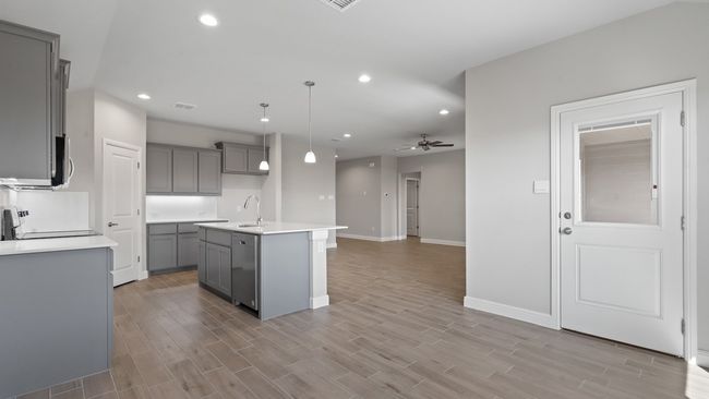 1301 Honey Creek Dr, House other with 4 bedrooms, 2 bathrooms and null parking in Desoto TX | Image 11