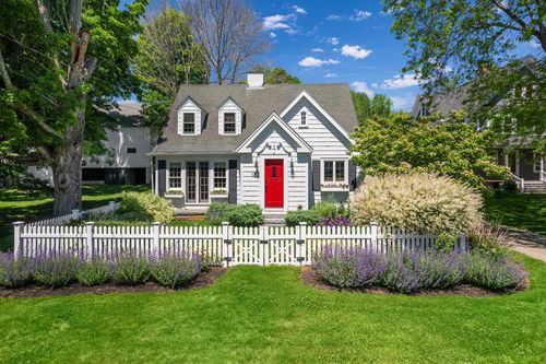 152 York St, York, ME, 03909-1314 | Card Image