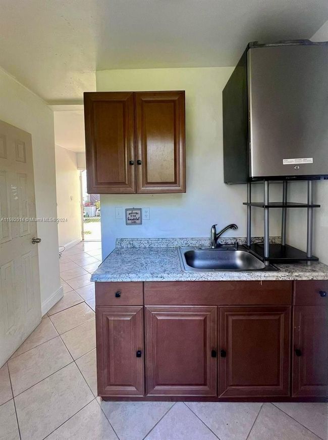 2405-2407 Cleveland St, Home with 0 bedrooms, 0 bathrooms and 5 parking in Hollywood FL | Image 11
