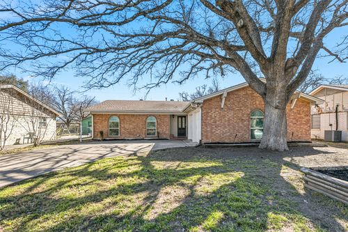 3502 Woodthrush Ln, Denton, TX, 76209-4880 | Card Image