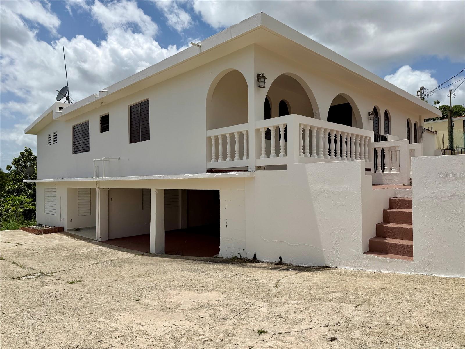 Residential en venta en LAS PIEDRAS, PR 922 KM 0.4 BO. COLLORES